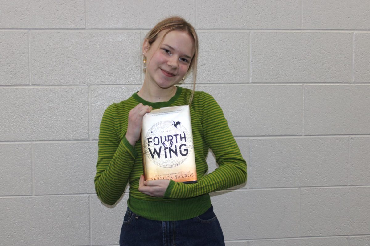 JOJO WITH THE BOOK OF THE WEEK!!